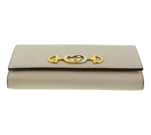 Gucci Zumi Grainy Leather Continental Wallet In White