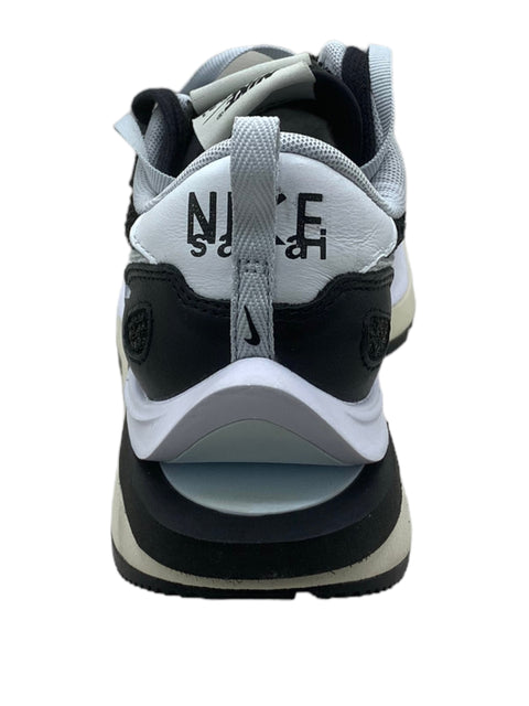 Nike Vaporwaffle Sacai Black White Size 5.5Y