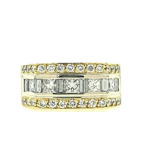 18K Yellow Gold 18.8g 37 Diamonds 2.11 Carat T.W. Diamond Cluster Ring Size 10